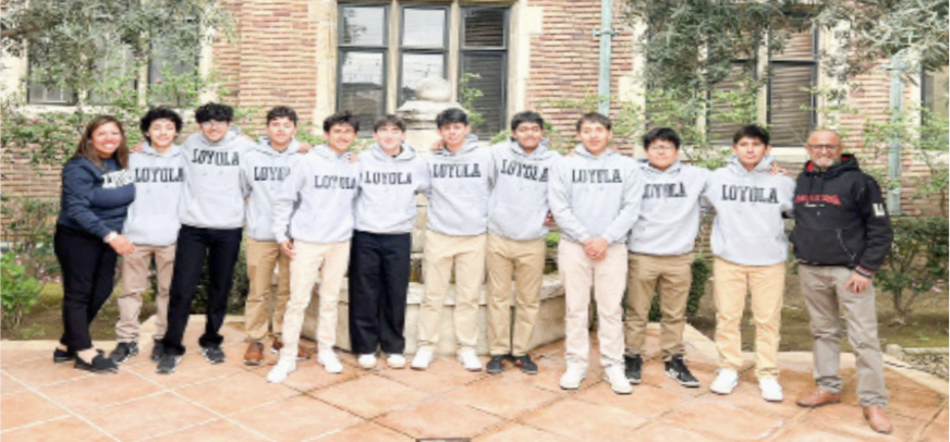 PERUVIAN EXCHANGE STUDENTS REP Loyola gear around Los Angeles.